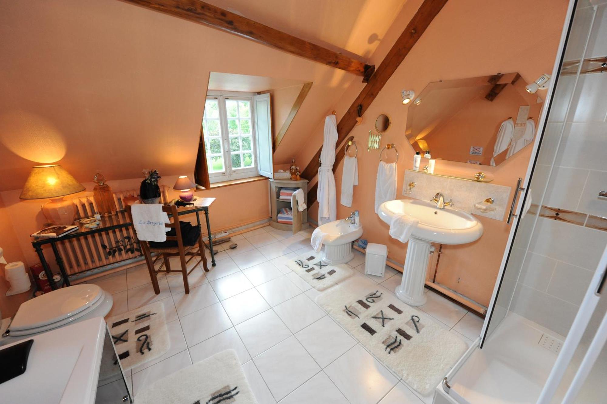 Chambres D'Hotes La Bergerie De L'Aqueduc Houx Bilik gambar