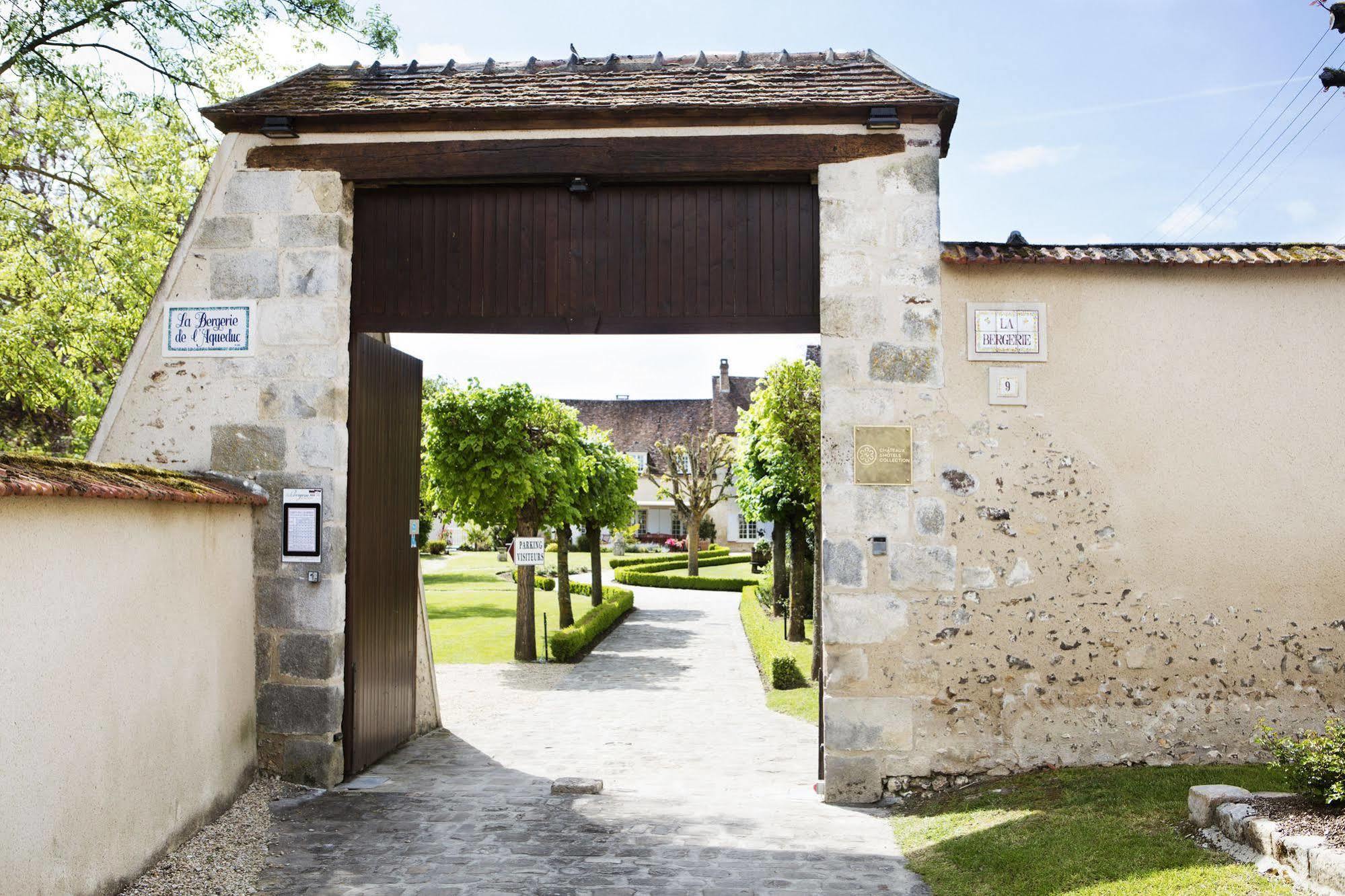 Chambres D'Hotes La Bergerie De L'Aqueduc Houx Luaran gambar